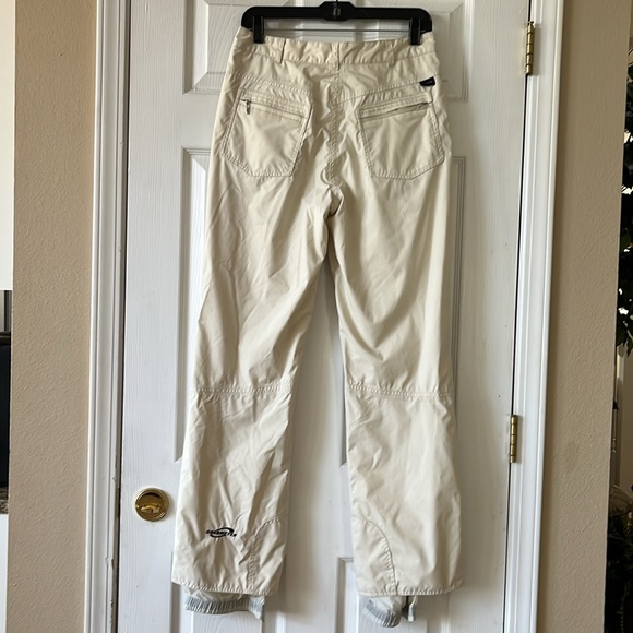 Like new Obermeyer snow ski pants sz 8 off white - Picture 3 of 4